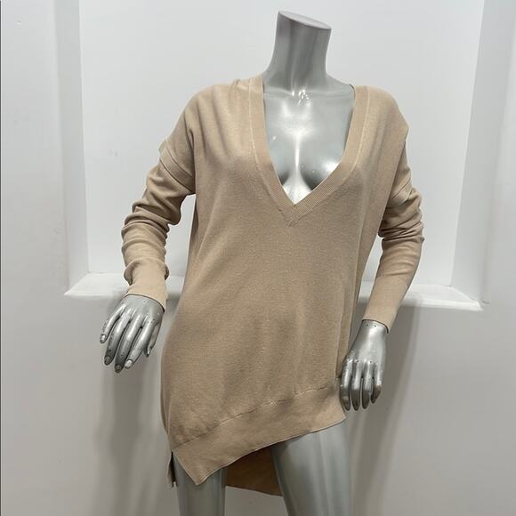 Brochu Walker Name Brand Cut Off Beige V-Neck  Asymmetrical Women's Sweater - Picture 1 of 12